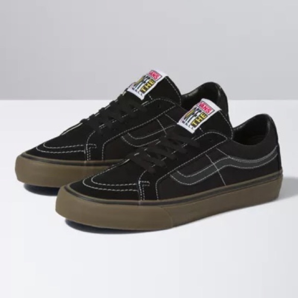 Vans Sk8-Low Reissue SF Black/Dark Gum *NEVER WORN*